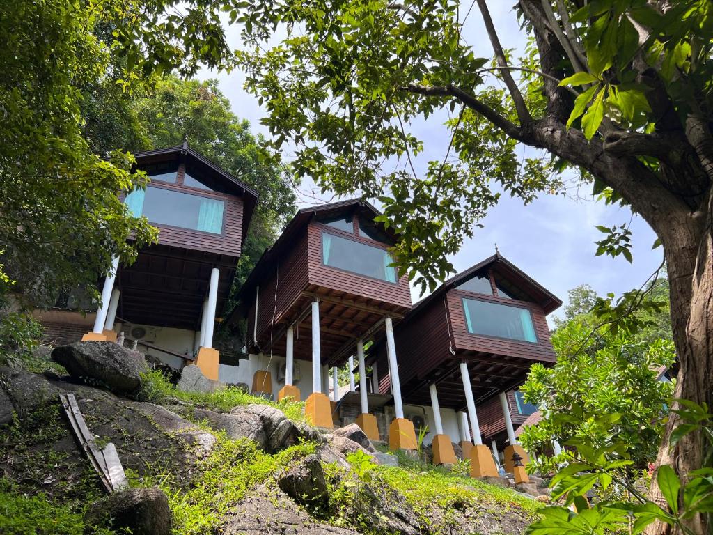 Kawarin Secret Hut Hotel and Resort – Koh Phangan